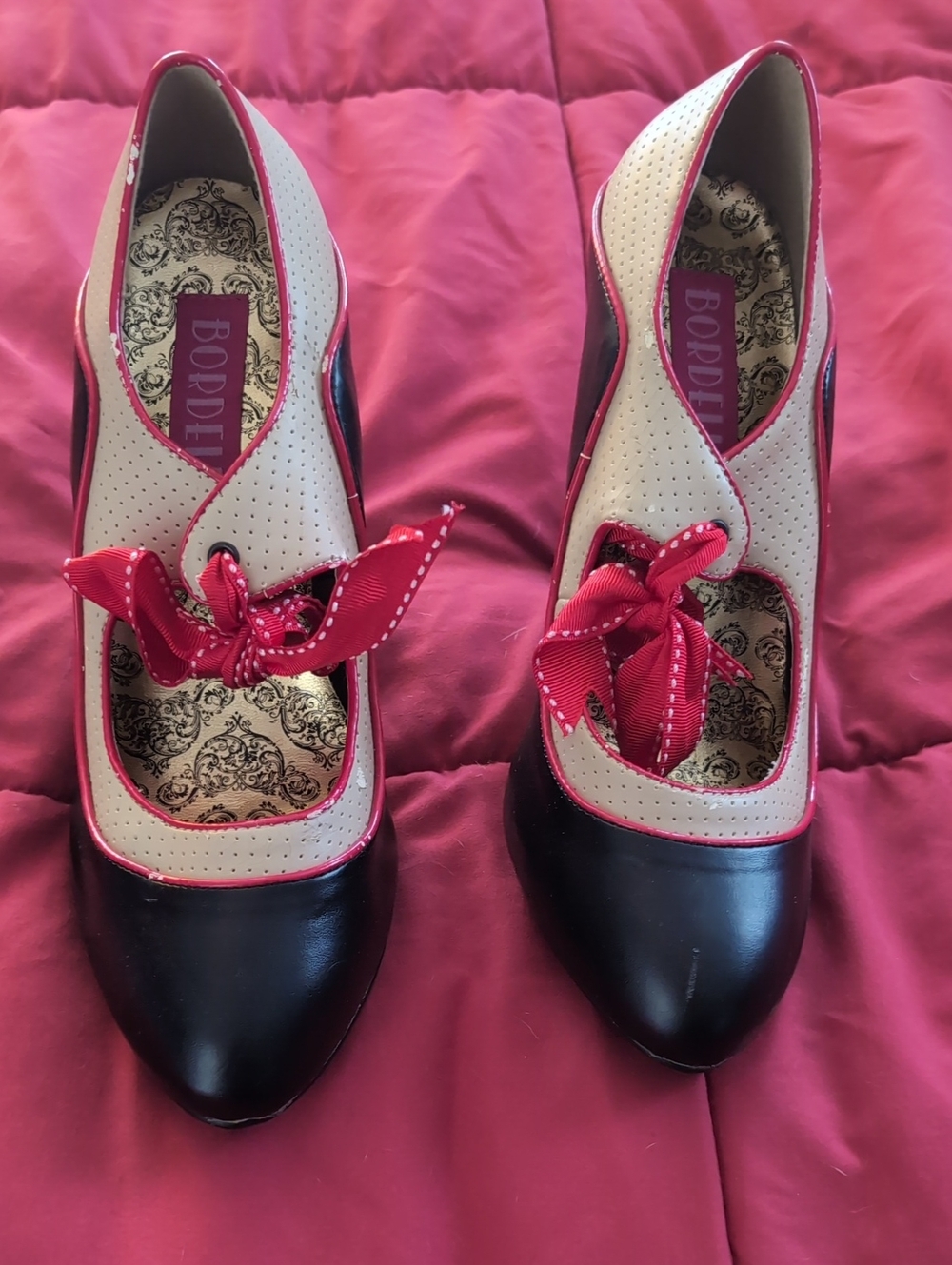 Bordello Two-Tone Black and Cream Ribbon Mary Jane Pinup Pumps